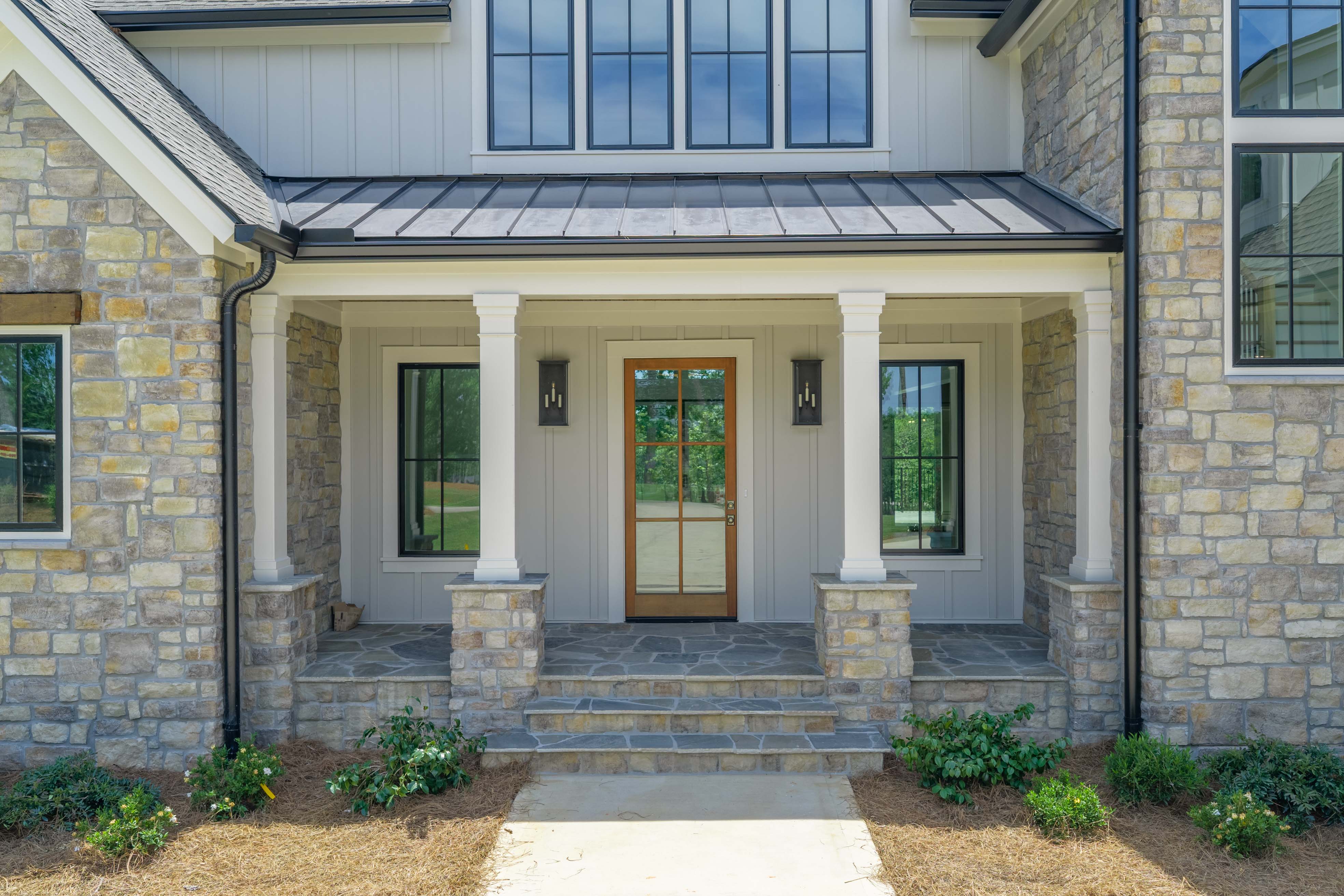 1019 Hilltop Loop image 4